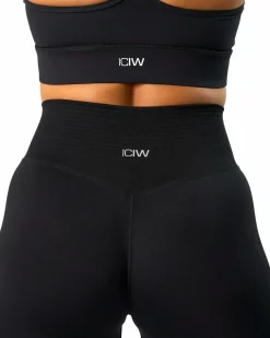 define seamless v-shape tights