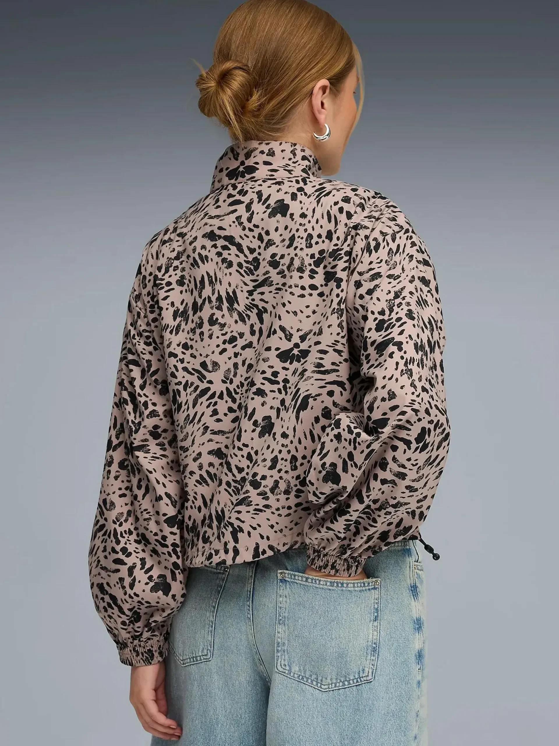 ess graphic half zip w