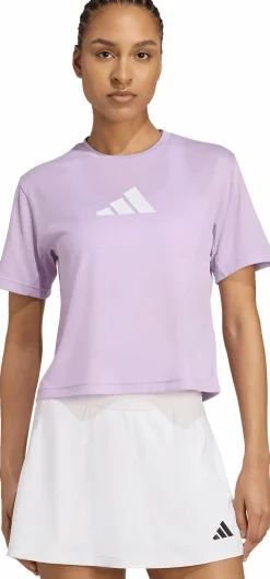 train essential big logo tee